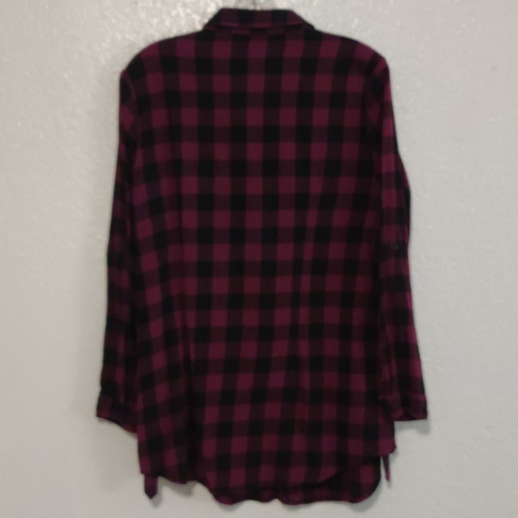 No Boundaries Ladie's Flannel Blouse - Picture 2 of 5